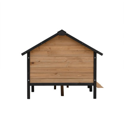 Outdoor Cabin Style Wooden Kennel with Porch